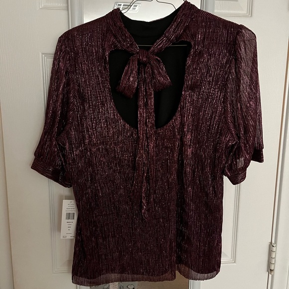 Burgundy soft sparkly blouse - Picture 2 of 4